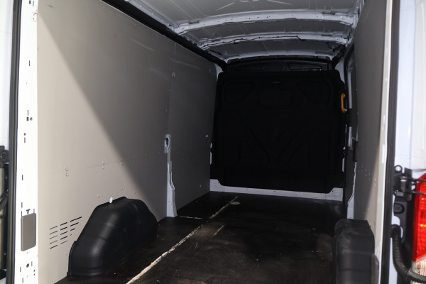 Ford Transit 2.0 TDCI 130pk L3 H2 Automaat