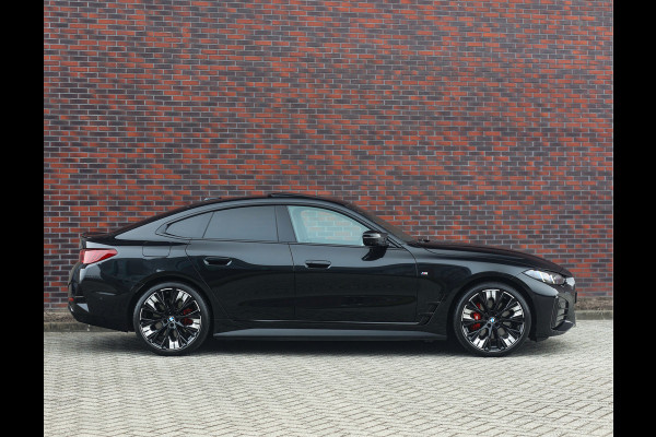 BMW i4 M50 84 kWh | Pano - Trekhaak - Harman Kardon