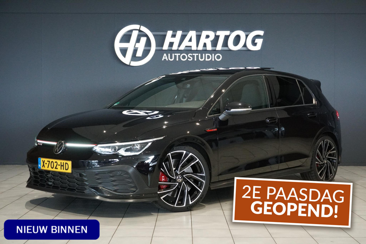 Volkswagen Golf 2.0 TSI GTI Clubsport 300PK + PANORAMADAK / STUURVERWARMING / 19"