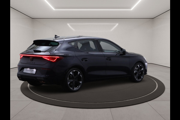 CUPRA Leon 1.4 e-Hybrid 245 PK VZ Adrenaline PHEV, Groot-Navigatie, Stoleverwarming, Camera, Adap. Cruise Control