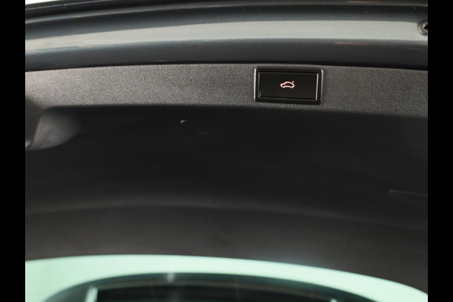 Škoda Octavia Combi 1.4 TSI iV PHEV Business Edition Plus 204pk | Navigatie | Head up Display | ELektrisch verstelbare stoelen met geheugen | Parkeercamera