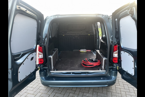 Fiat E-Doblò 50 kWh 3-zits | CarPlay | cruise