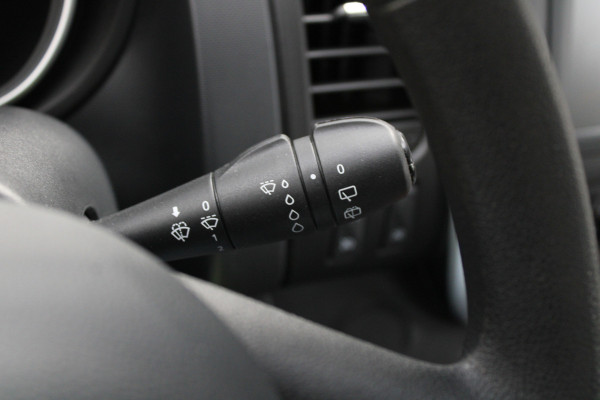 Renault Trafic Passenger 2.0 dCi 120 Grand Life 120pk 9 Zits - Prijs incl. BTW - Airco - Cruise - LED - Navi - Bluetooth - Rijklaar