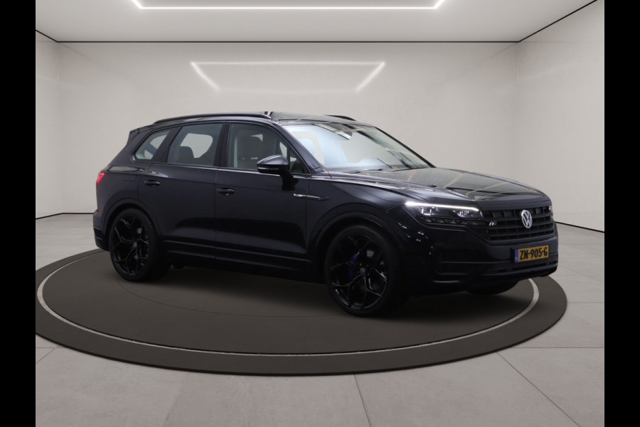 Volkswagen Touareg 3.0 TDI 286 PK Atmosphere R-Line, Luchtvering, Trekhaak, Panoramadak, Adap. Cruise Control