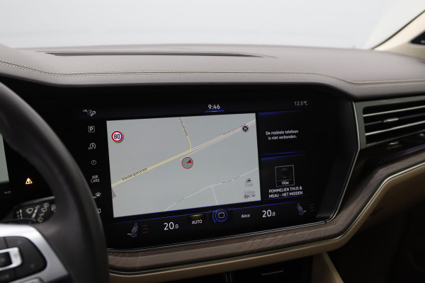 Volkswagen Touareg 3.0 TDI 286 PK Atmosphere R-Line, Luchtvering, Trekhaak, Panoramadak, Adap. Cruise Control