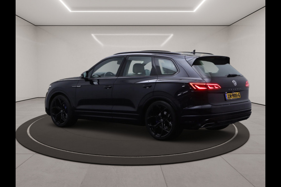 Volkswagen Touareg 3.0 TDI 286 PK Atmosphere R-Line, Luchtvering, Trekhaak, Panoramadak, Adap. Cruise Control