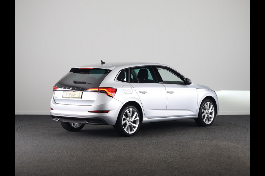 Škoda SCALA 1.0 TSI Ambition 110pk | Navigatie | Parkeercamera | 18 inch lichtmetalen velgen | Verlengde garantie