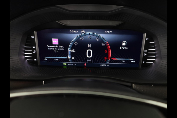 Škoda SCALA 1.0 TSI Ambition 110pk | Navigatie | Parkeercamera | 18 inch lichtmetalen velgen | Verlengde garantie