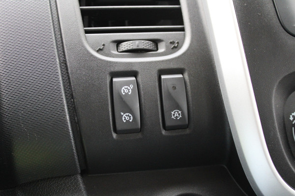 Renault Trafic Passenger 2.0 dCi 120 Grand Life 120pk 9 Zits - Prijs excl. BTW - Airco - Cruise - LED - Navi - Bluetooth - Rijklaar