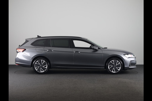 Škoda Superb Combi Business Edition 1.5 MHEV 150pk DSG-7 | Navigatie | Parkeercamera | Verwarmbare voorstoelen en achterbank | 18 inch Lichtmetalen velgen | Verlengde garantie