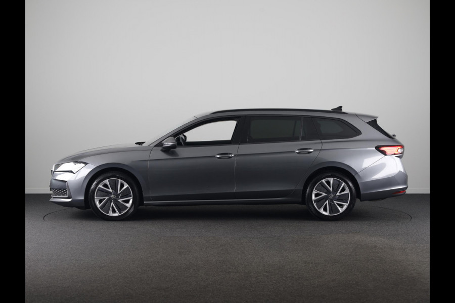 Škoda Superb Combi Business Edition 1.5 MHEV 150pk DSG-7 | Navigatie | Parkeercamera | Verwarmbare voorstoelen en achterbank | 18 inch Lichtmetalen velgen | Verlengde garantie