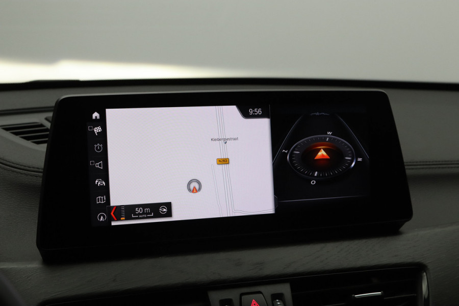 BMW X1 xDrive25e 220 PK High Executive M-Sport PHEV, Leder, Panoramadak, Head-Up, Camera, Keyless