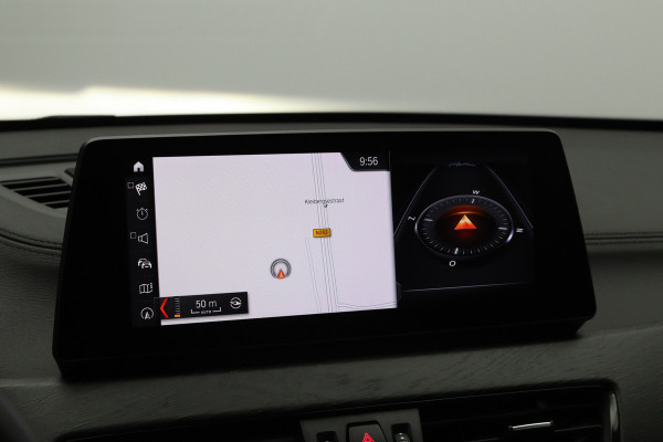 BMW X1 xDrive25e 220 PK High Executive M-Sport PHEV, Leder, Panoramadak, Head-Up, Camera, Keyless