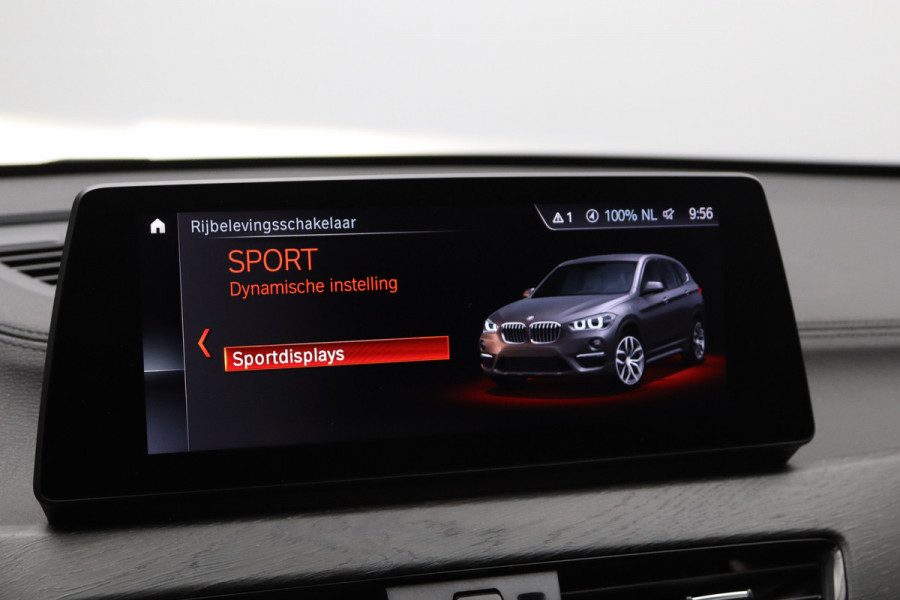 BMW X1 xDrive25e 220 PK High Executive M-Sport PHEV, Leder, Panoramadak, Head-Up, Camera, Keyless