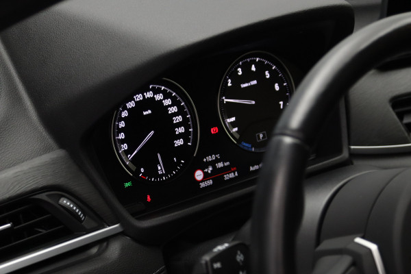 BMW X1 xDrive25e 220 PK High Executive M-Sport PHEV, Leder, Panoramadak, Head-Up, Camera, Keyless