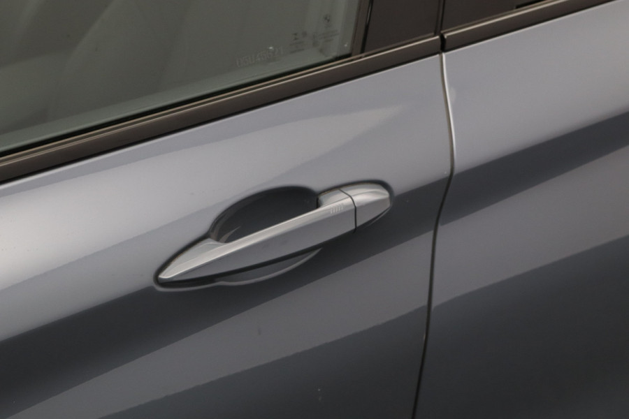 BMW X1 xDrive25e 220 PK High Executive M-Sport PHEV, Leder, Panoramadak, Head-Up, Camera, Keyless