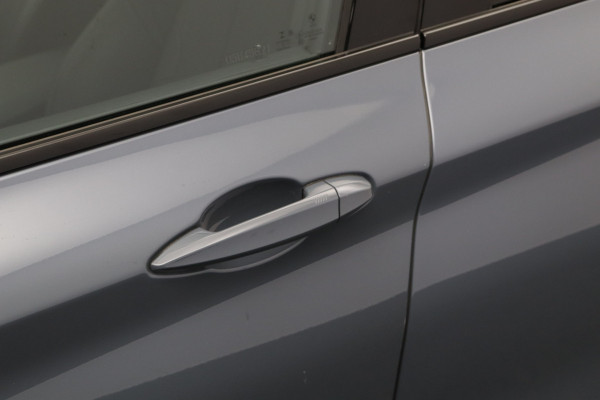 BMW X1 xDrive25e 220 PK High Executive M-Sport PHEV, Leder, Panoramadak, Head-Up, Camera, Keyless