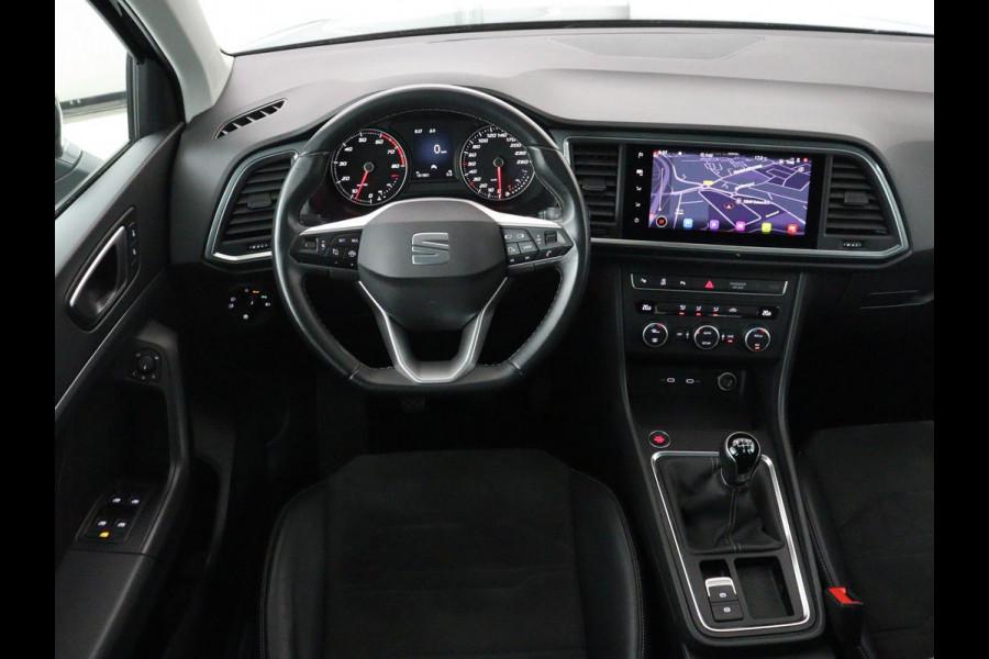 Seat Ateca 1.5 TSI Style Intense | Trekhaak | Leder/Alcantara | Carplay | Camera | Park Assist | Full LED | Navigatie | Climate control | Cruise control | Bluetooth