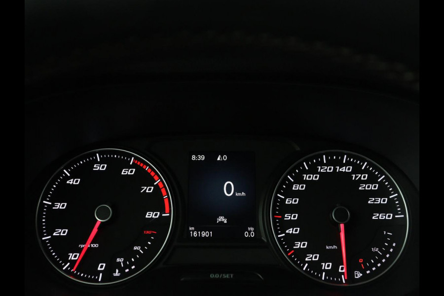 Seat Ateca 1.5 TSI Style Intense | Trekhaak | Leder/Alcantara | Carplay | Camera | Park Assist | Full LED | Navigatie | Climate control | Cruise control | Bluetooth