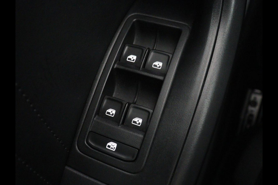 Seat Ateca 1.5 TSI Style Intense | Trekhaak | Leder/Alcantara | Carplay | Camera | Park Assist | Full LED | Navigatie | Climate control | Cruise control | Bluetooth