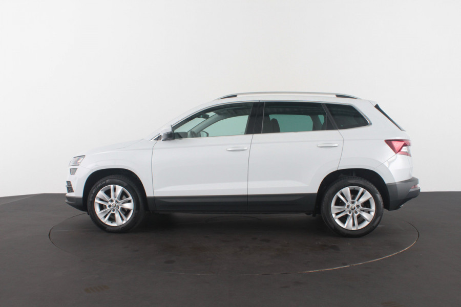 Škoda Karoq 1.5 TSI ACT Style > Camera/Trekhaak/ACC/Stoelverwarming/All season banden...