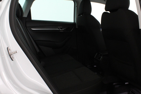 Škoda Karoq 1.5 TSI ACT Style > Camera/Trekhaak/ACC/Stoelverwarming/All season banden...