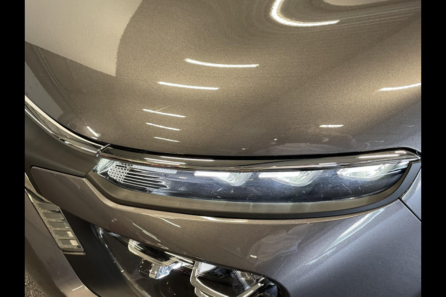 Citroën C3 1.2 PureTech Max Automaat  Airco Navigatie d.m.v.Apple carplay / Android Auto Parksensoren Lichtmetalen Velgen