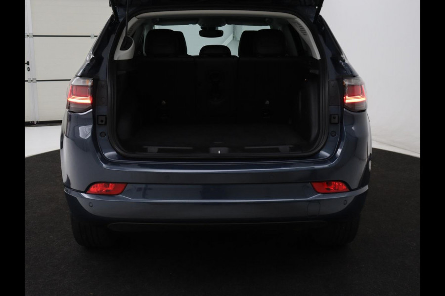 Jeep Compass 4xe 240 Plug-in Hybrid Electric S | Leder | Stoelverwarming | 360 Camera | Adaptive cruise | Alpine Sound | Stuurverwarming | Side Assist | Navigatie | Digital Cockpit | PHEV | Plug In