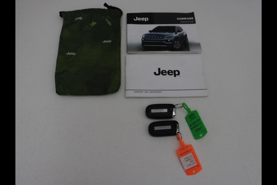 Jeep Compass 4xe 240 Plug-in Hybrid Electric S | Leder | Stoelverwarming | 360 Camera | Adaptive cruise | Alpine Sound | Stuurverwarming | Side Assist | Navigatie | Digital Cockpit | PHEV | Plug In