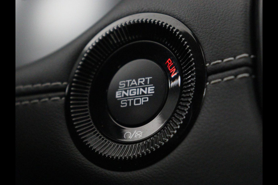 Jeep Compass 4xe 240 Plug-in Hybrid Electric S | Leder | Stoelverwarming | 360 Camera | Adaptive cruise | Alpine Sound | Stuurverwarming | Side Assist | Navigatie | Digital Cockpit | PHEV | Plug In