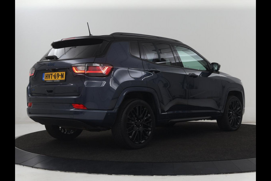 Jeep Compass 4xe 240 Plug-in Hybrid Electric S | Leder | Stoelverwarming | 360 Camera | Adaptive cruise | Alpine Sound | Stuurverwarming | Side Assist | Navigatie | Digital Cockpit | PHEV | Plug In