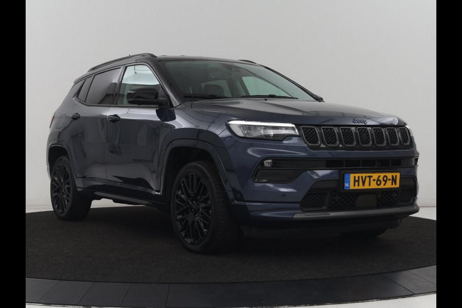 Jeep Compass 4xe 240 Plug-in Hybrid Electric S | Leder | Stoelverwarming | 360 Camera | Adaptive cruise | Alpine Sound | Stuurverwarming | Side Assist | Navigatie | Digital Cockpit | PHEV | Plug In