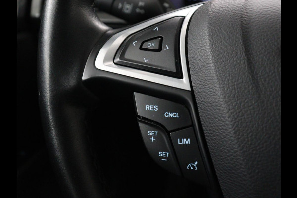 Ford Mondeo 2.0 IVCT HEV Titanium | Stoelverwarming | Carplay | Keyless | Navigatie | Climate control | Parkeerhulp | Cruise control | Bluetooth | DAB | Verwarmde voorruit