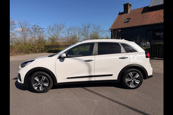 Kia Niro 1.6 GDi Hybrid ExecutiveLine Pano-Schuifdak Leer Navi Camera Led-Xenon