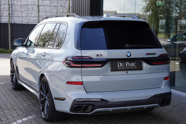 BMW X7 M 60 I X DRIVE 6 P / Individual / Sky Lounge / BTW