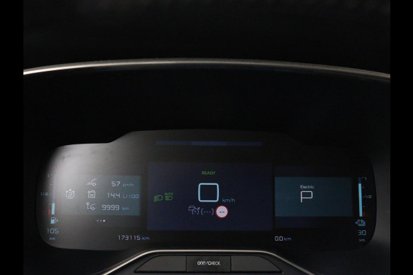 Citroën C5 Aircross 1.6 Plug-in Hybrid 225 Business Plus | Panoramadak | Stoelverwarming | Trekhaak | Adaptive cruise | Camera | Carplay | Half leder | Keyless | Full LED | Climate control | PHEV