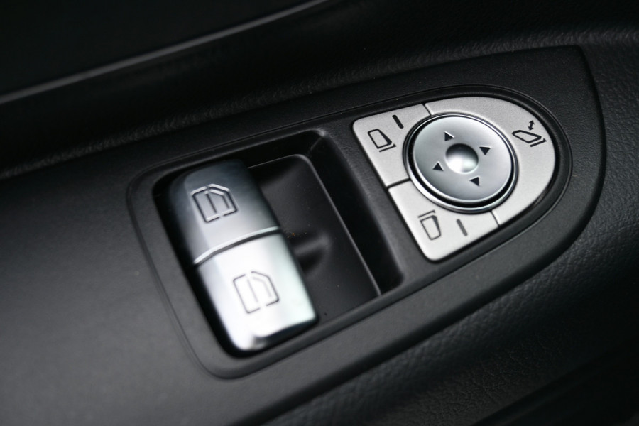 Mercedes-Benz Vito 116 CDI L3 Pro 4x4 360 graden camera, Achterdeuren, Etc.