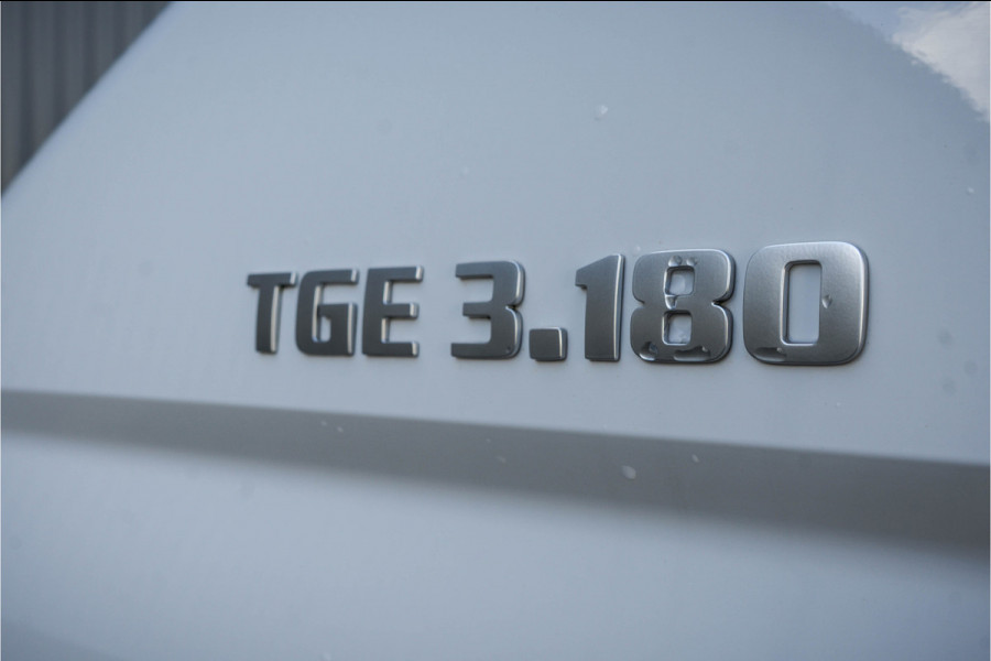 MAN TGE | 177 PK | 3-Zits | Cruise | Carplay | PDC | 3.0 T Trekgwicht