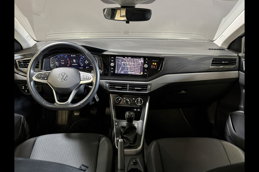 Volkswagen Taigo 1.0 TSI Life | Camera | Apple Carplay | Uitstraling | 18'' Inch