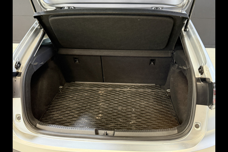 Volkswagen Taigo 1.0 TSI Life | Camera | Apple Carplay | Uitstraling | 18'' Inch