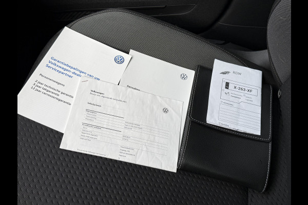 Volkswagen Taigo 1.0 TSI Life | Camera | Apple Carplay | Uitstraling | 18'' Inch