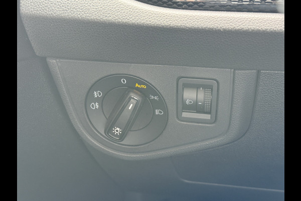 Volkswagen Taigo 1.0 TSI Life | Camera | Apple Carplay | Uitstraling | 18'' Inch