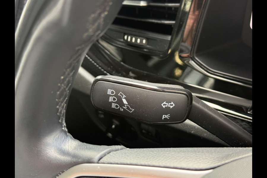 Volkswagen Taigo 1.0 TSI Life | Camera | Apple Carplay | Uitstraling | 18'' Inch