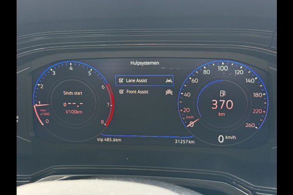 Volkswagen Taigo 1.0 TSI Life | Camera | Apple Carplay | Uitstraling | 18'' Inch