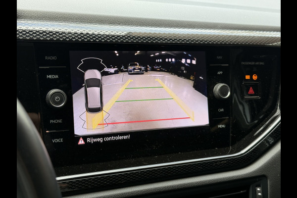 Volkswagen Taigo 1.0 TSI Life | Camera | Apple Carplay | Uitstraling | 18'' Inch