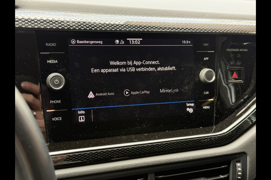 Volkswagen Taigo 1.0 TSI Life | Camera | Apple Carplay | Uitstraling | 18'' Inch
