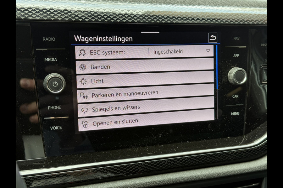 Volkswagen Taigo 1.0 TSI Life | Camera | Apple Carplay | Uitstraling | 18'' Inch