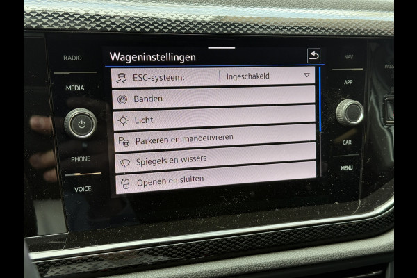 Volkswagen Taigo 1.0 TSI Life | Camera | Apple Carplay | Uitstraling | 18'' Inch