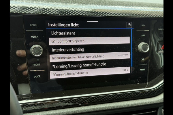 Volkswagen Taigo 1.0 TSI Life | Camera | Apple Carplay | Uitstraling | 18'' Inch