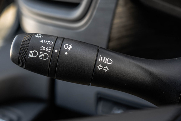 Renault Trafic **L2H1 | 150 PK | LED | 9-Zits | Cruise | Navi | Airco**